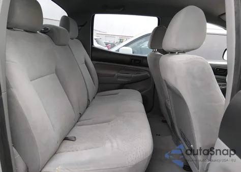 2007 Toyota Tacoma Prerunner V6 z USA, uszkodzony, nr VIN 3TMJU62NX7M048455